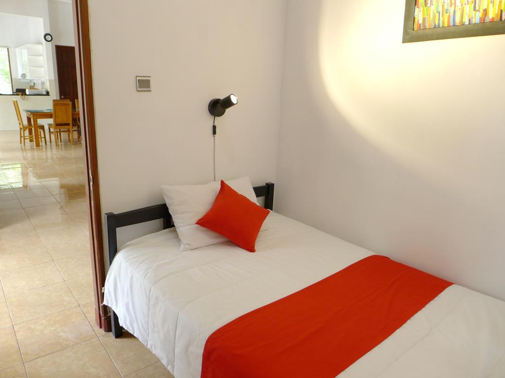 Villa Stella Garden Senggigi Ngoại thất bức ảnh